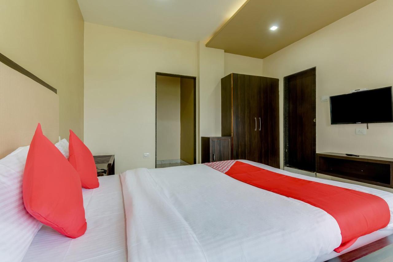 Oyo 48352 Hotel Bhagyalaxmi Kala Luaran gambar